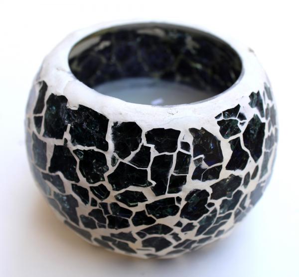 Handmade black mosaic candle with soy wax